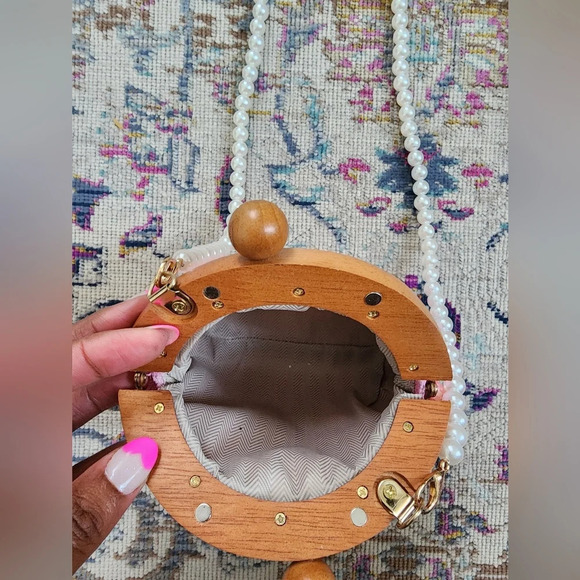 New, Bubble Gum Studded Pink, Wooden Closure, Clutch/Pearl Strap Purse - Picture 2 of 15